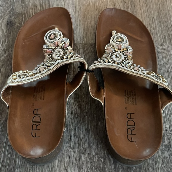 Frida Sparkly Sandals Size 8 - Picture 7 of 11
